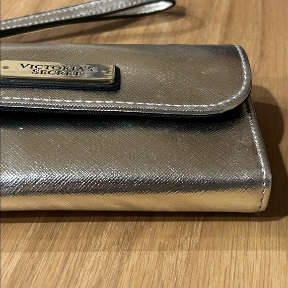 Victoria's Secret Metallic Wristlet - Picture 15 of 16